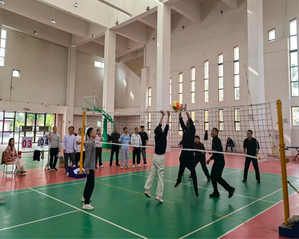 圖3 氣排球比賽現(xiàn)場.jpg